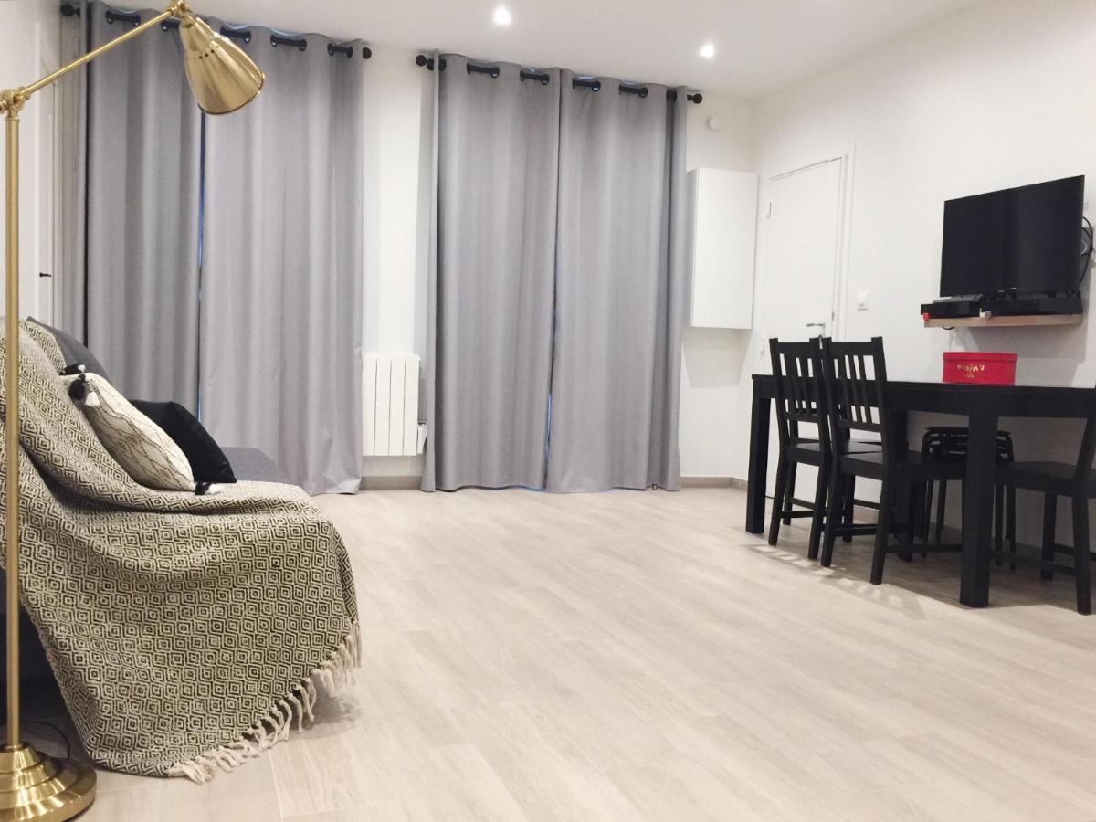 New Apartment In The Heart Of Le Marais Paris Exterior foto